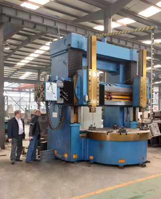 Machinette de découpe de métal en fonte de 10 tonnes de port de charge maximale Diamètre 2500 mm