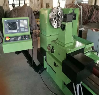 Une nouvelle marque de conception de la machine à cuir CNC pour les rouleaux en barres de reboisement
