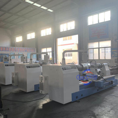 Machine de découpage et d'incorporation de rouleaux de carbure de tungstène