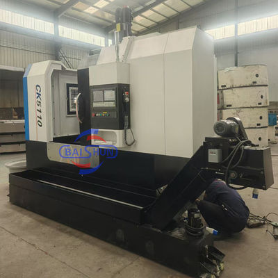 Machine de tour vertical à colonne unique CNC 1000 mm Table Cnc Vtl avec couvercle de protection