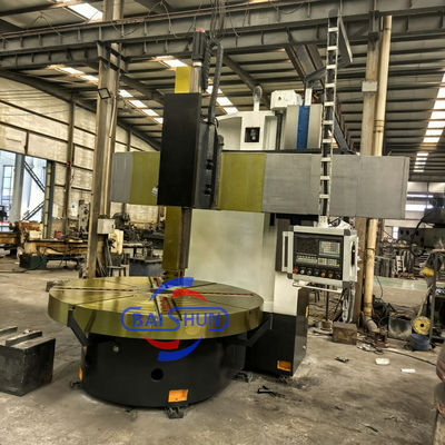Russie Populaire Carrousel à grande vitesse tournant tourelle verticale tour CNC